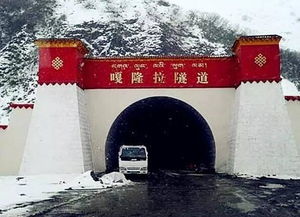 北京延庆突降冰雹似下雪